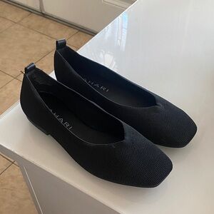 Tahari Women's Flats